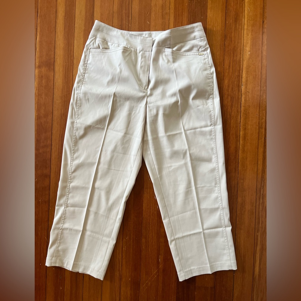 Tail Women’s Size 6 Tan Khaki Beige Cream Golf Active Capri Ankle Pants NWOT